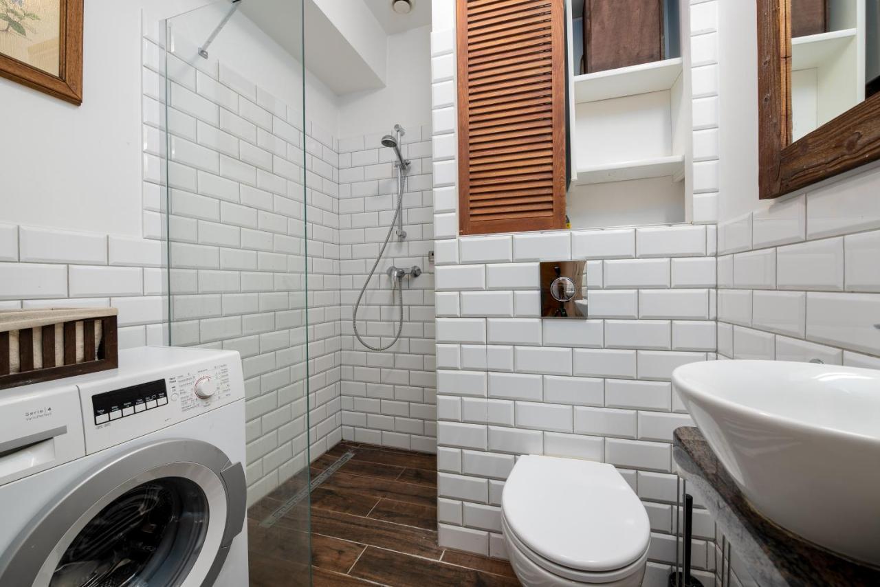 Cozy Central Apartment: Old Town/Main Station Гданск Екстериор снимка